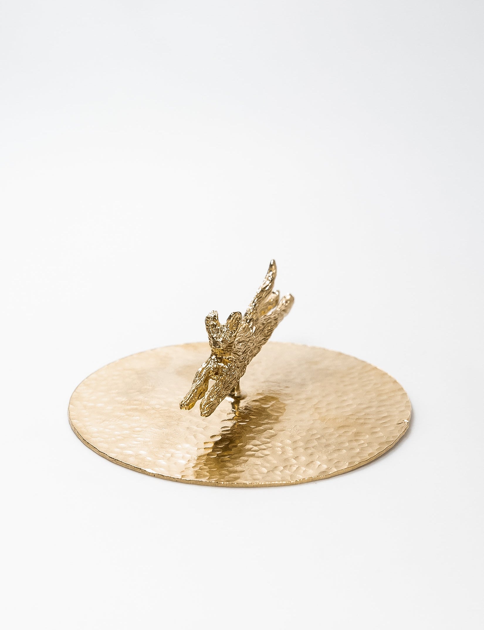 Escultura Gato Estirado