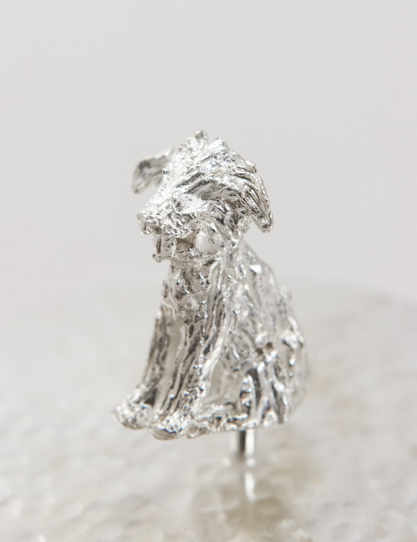 Escultura Perro peludo