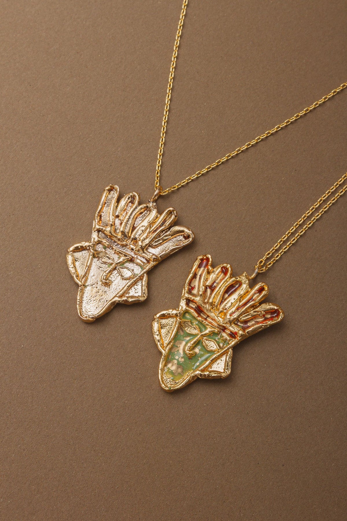 Collares