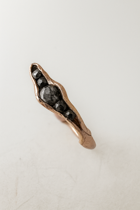 Anillo Vaina Mineral Talla 6.5