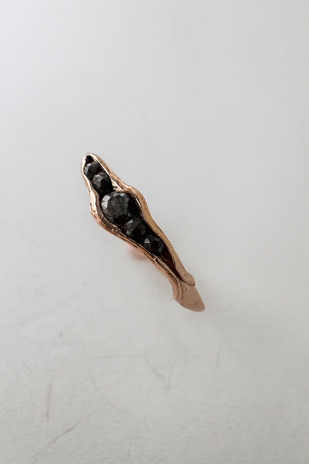 Anillo Vaina Mineral Talla 6.5