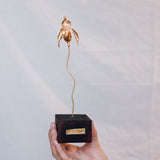 Escultura Orquídea Huánuco Base Negra