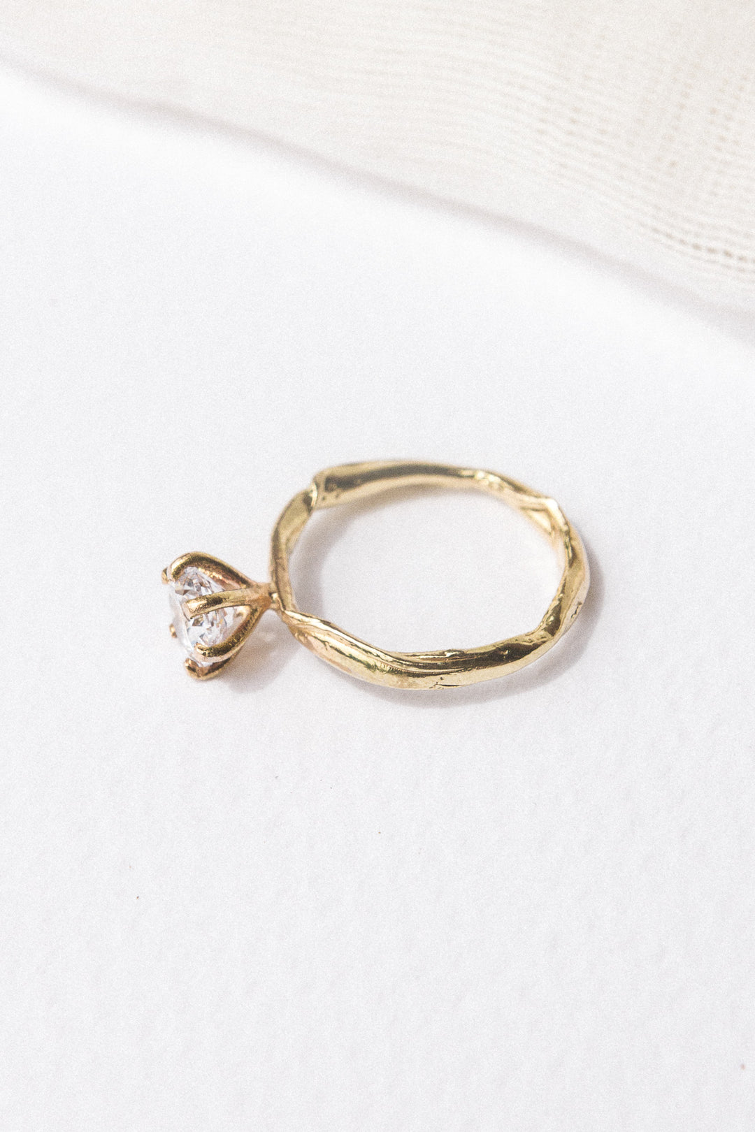 Anillo Ramita Zircón - Talla 4.75