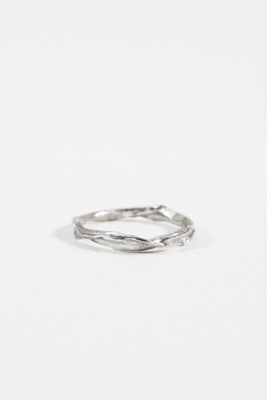 Anillo Nido Incrustrado - Talla 6